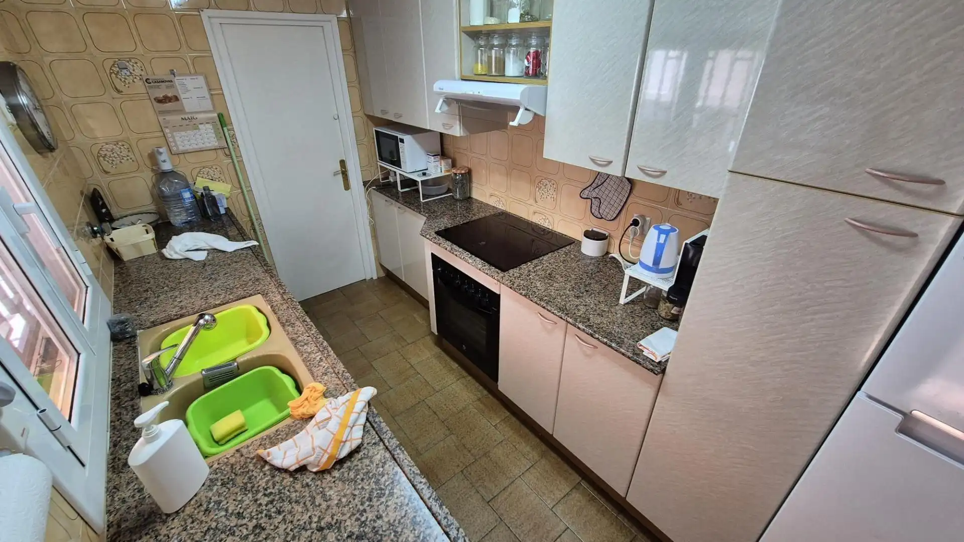 Cuina de Casa o xalet en venda en Castellar del Vallès amb Aire condicionat, Jardí privat i Terrassa