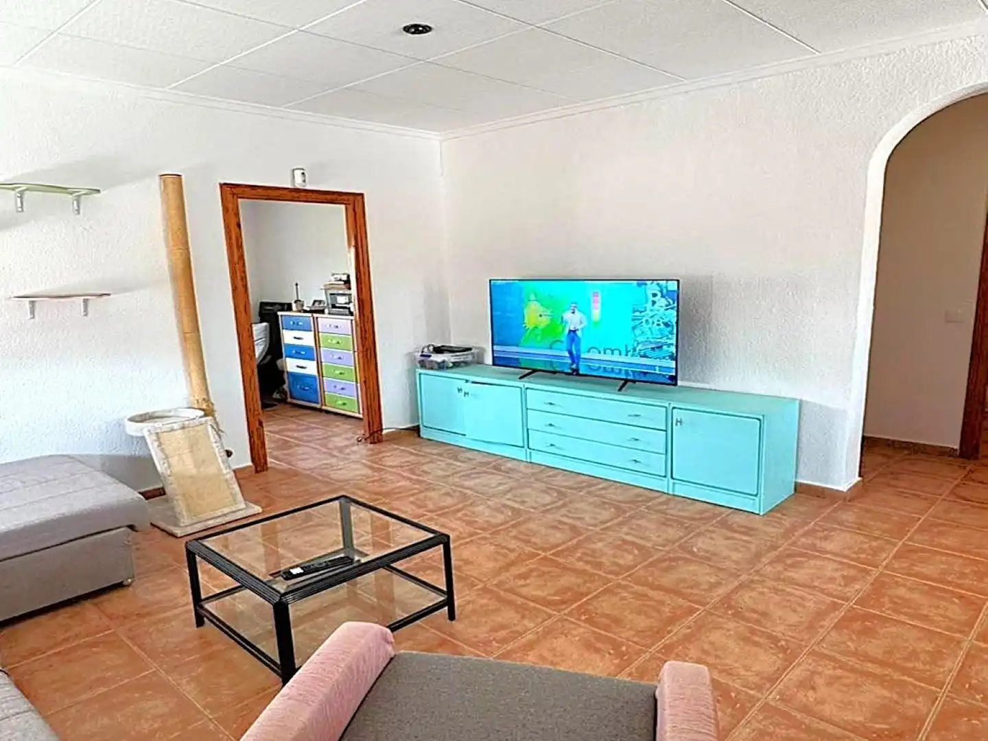 Sala de estar de Casa adosada en venta en Torrevieja con Aire acondicionado, Calefacción y Jardín privado