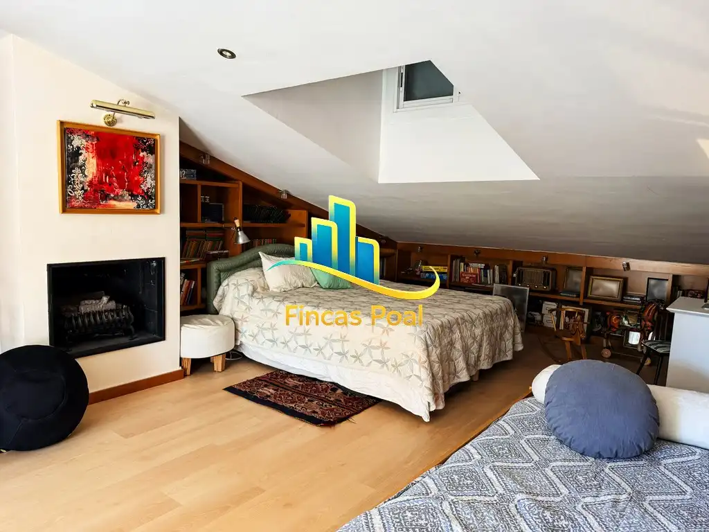 Sala de estar de Casa adosada en venta en Sant Just Desvern con Calefacción, Jardín privado y Piscina comunitaria