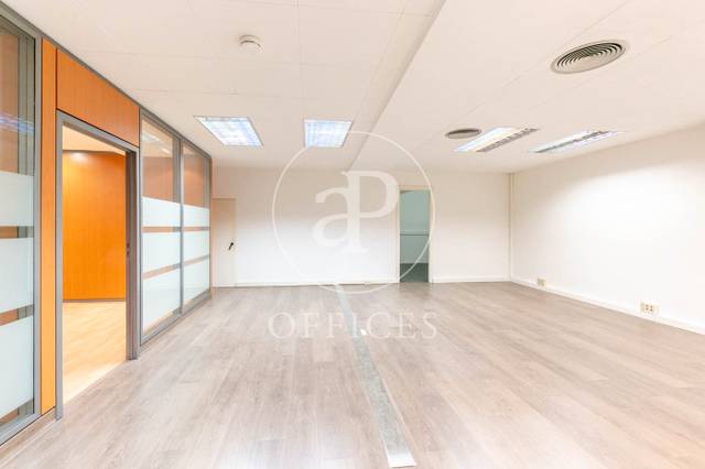 Oficina en Alquiler en Carrer de Francesc Carbonell en Sarrià