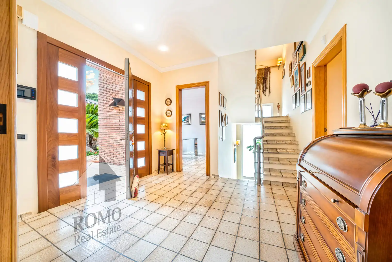 Houses for sale in Carrer d'Osona, Canovelles