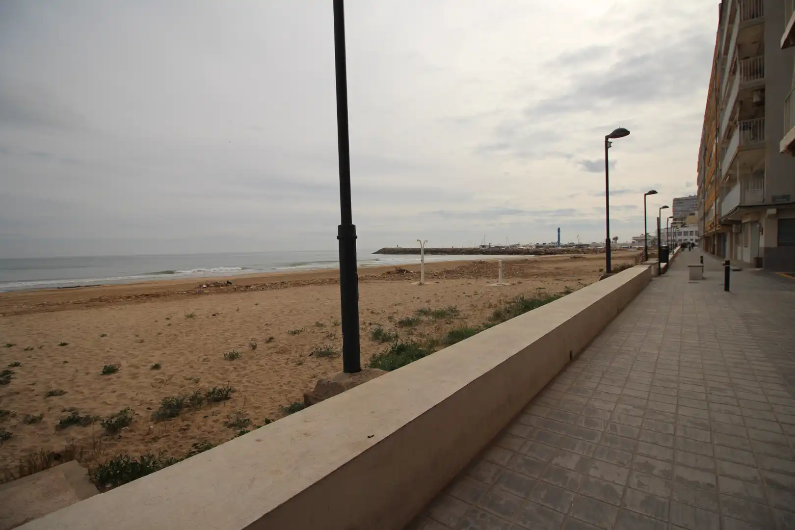 Vista exterior de Piso en venta en Valencia con Amueblado, Horno y Balcón