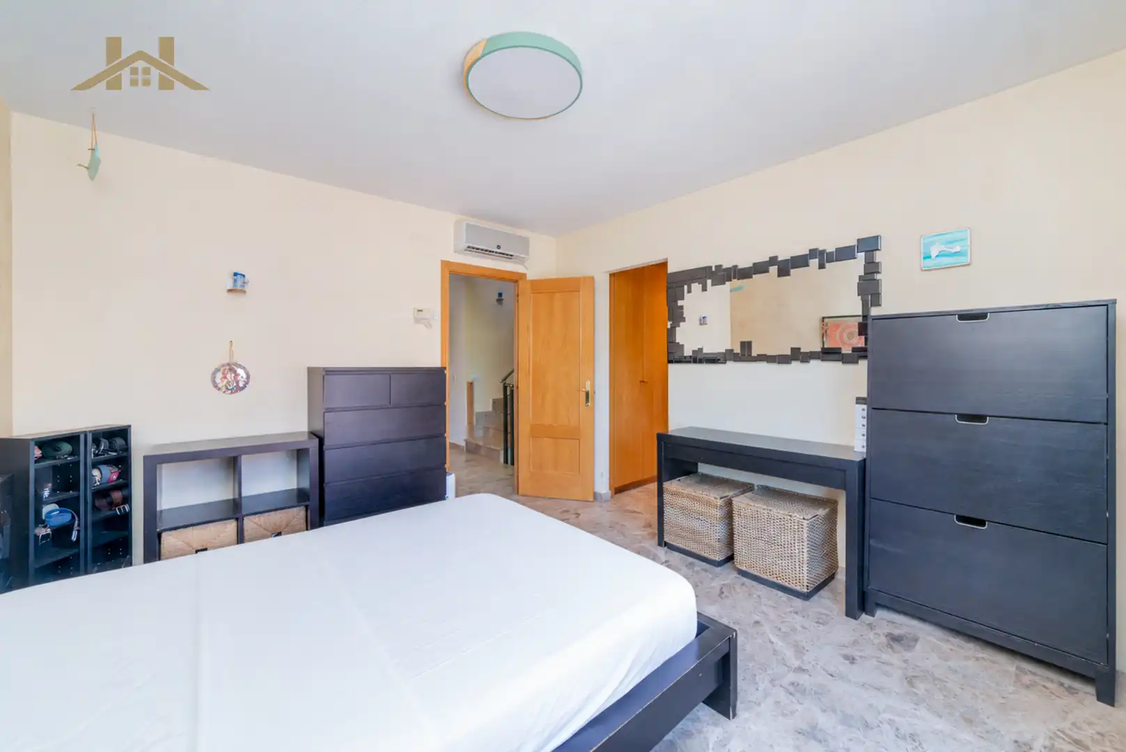 Bedroom of Houses for sale in Valdemoro  with Air Conditioner, Heating and Parquet flooring