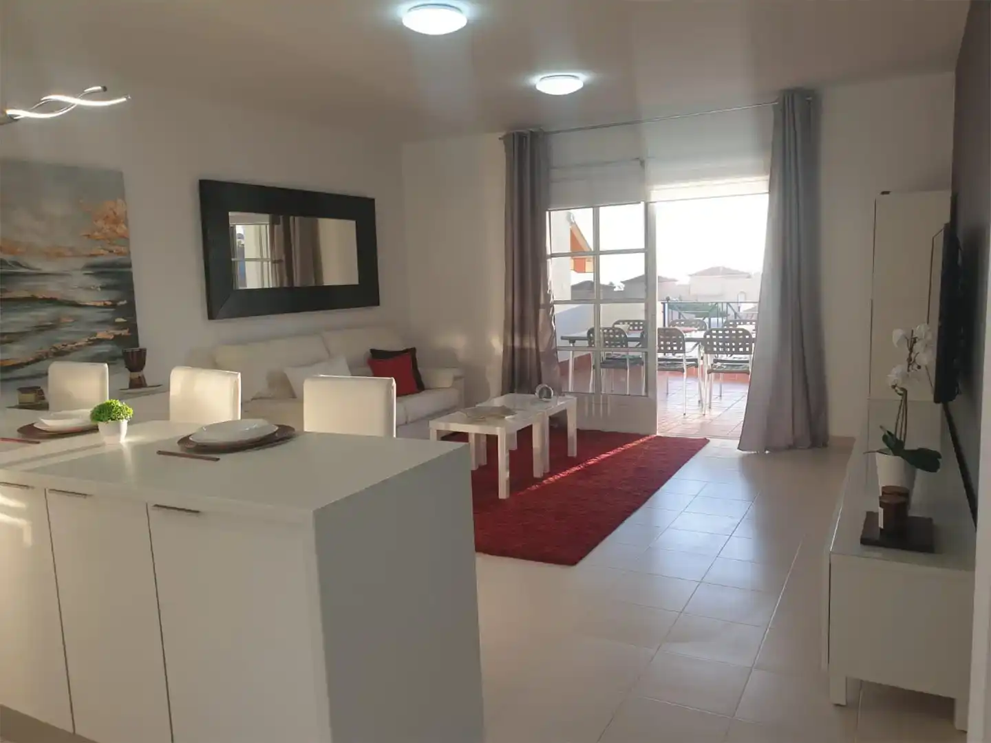 Wohnzimmer von Wohnungen zur Miete in Adeje mit Schwimmbad und Balkon