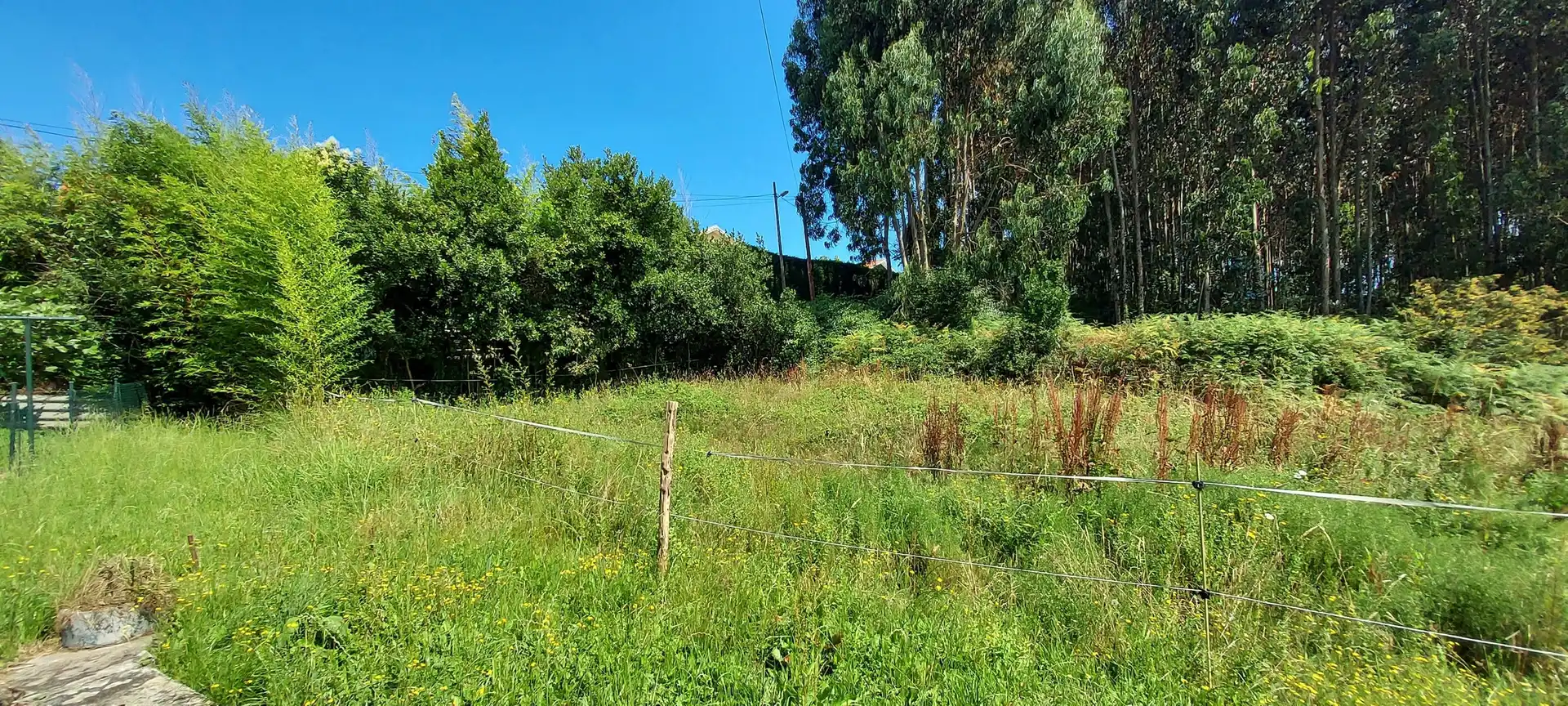 Residencial en venda en Castrillón