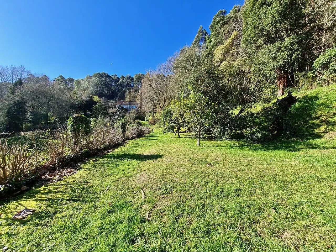 Country house zum Verkauf in Gondomar mit Heizung, Privatgarten und Terrasse