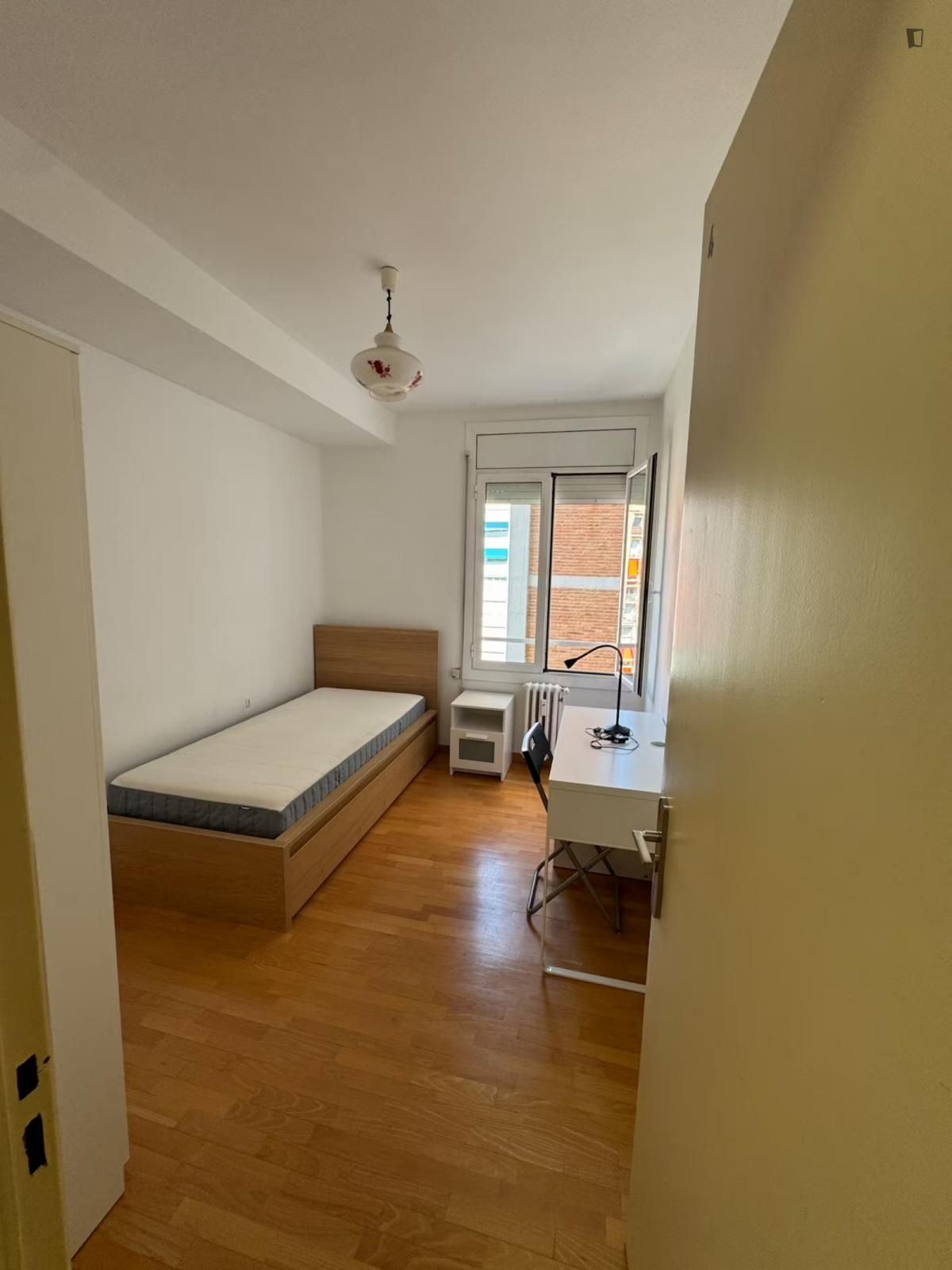 Bedroom of Apartment to share in Sabadell  with Furnished, Washing machine and Internet