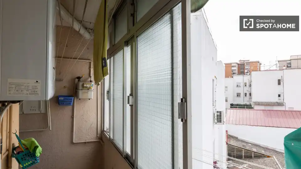 Balcony of Flat for rent in Madrid  with Air Conditioner, Heating and Furnished