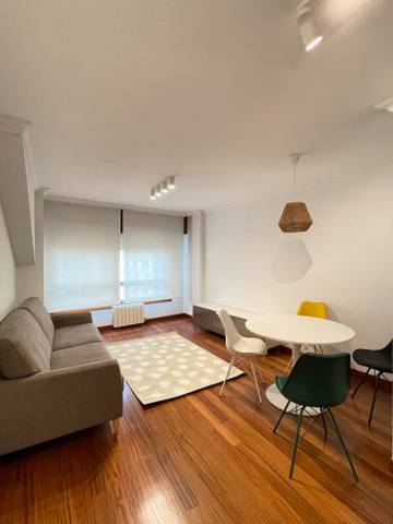 Ático en Alquiler en Rúa Castelao en Zona de Plaza de Barcelos