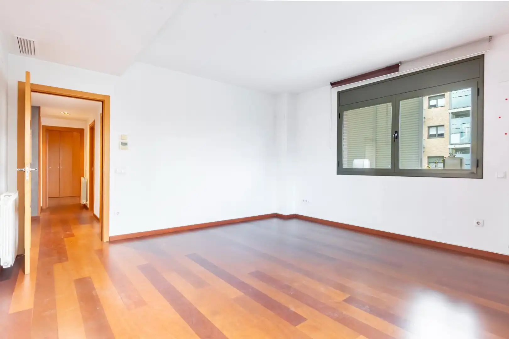 Flat for rent in Sant Cugat del Vallès  with Private garden, Parquet flooring and Terrace