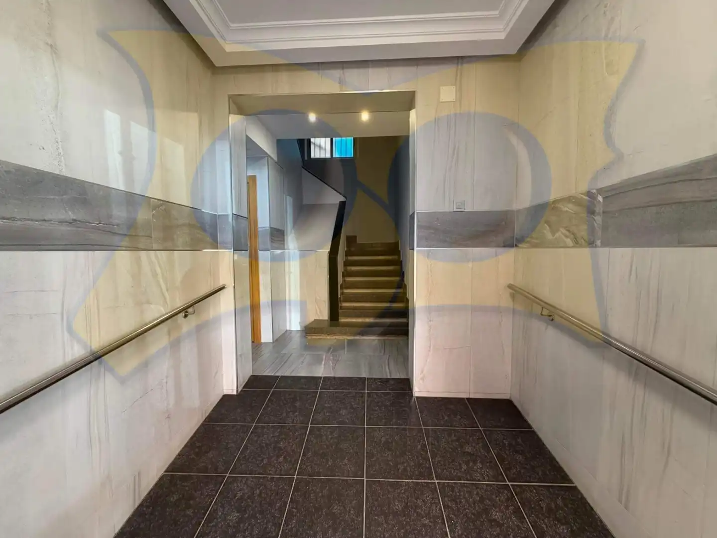 Piso en venta en Salamanca con Balcón