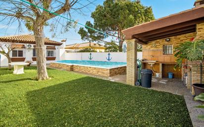 Swimming pool of House or chalet for sale in Chiclana de la Frontera  with Air Conditioner, Heating and Private garden