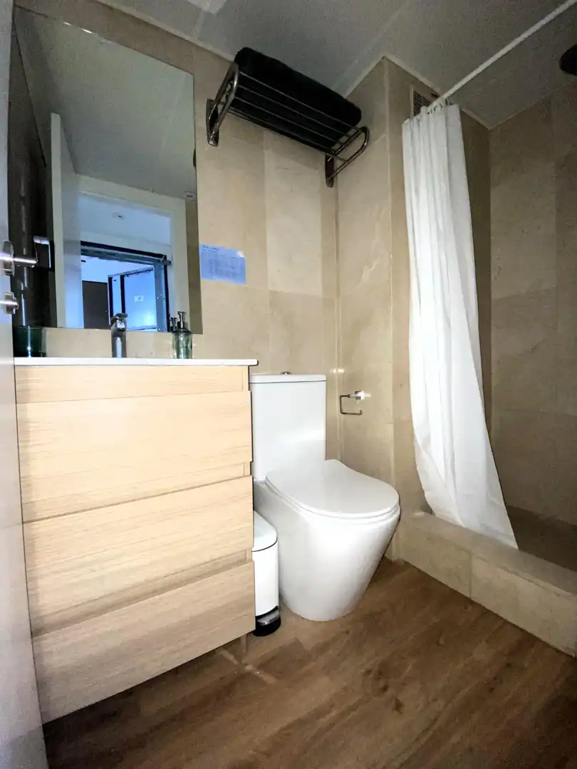 Badezimmer von Dachboden zum Verkauf in Benalmádena mit Klimaanlage, Heizung und Terrasse