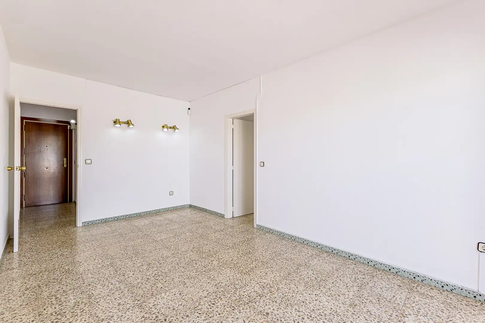 Flat for sale in Sant Boi de Llobregat  with Heating, Terrace and Balcony