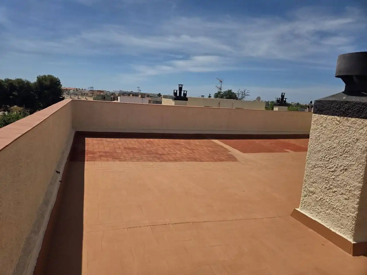 Terrasse von Wohnung zum Verkauf in Cubelles mit Heizung, Parkett und Abstellraum