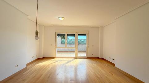 Foto 2 de Piso de alquiler en Hervencias Altas - El Pinar, Ávila Capital