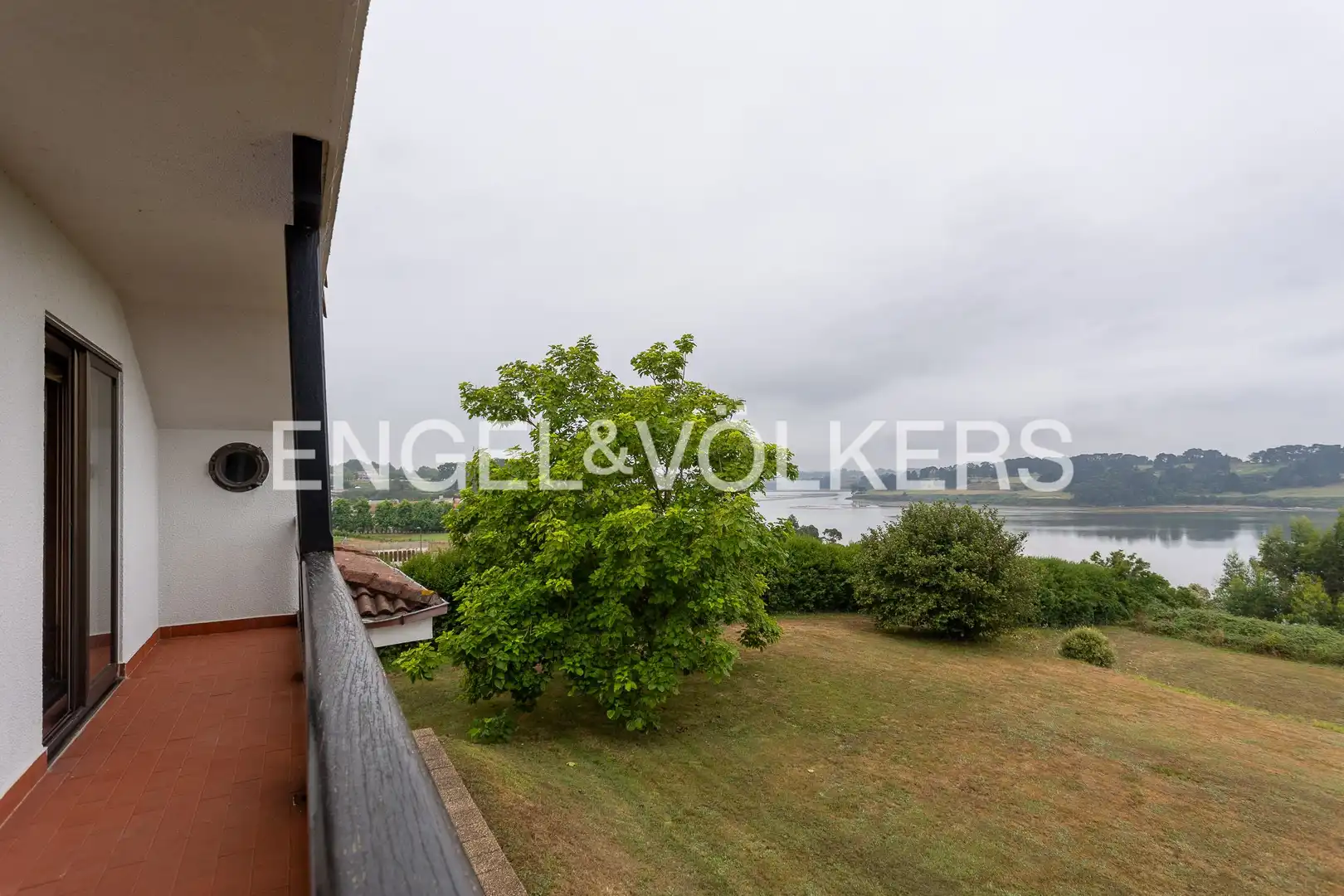 Terraza de Casa o chalet de alquiler en Ribamontán al Mar con Calefacción, Jardín privado y Se aceptan mascotas