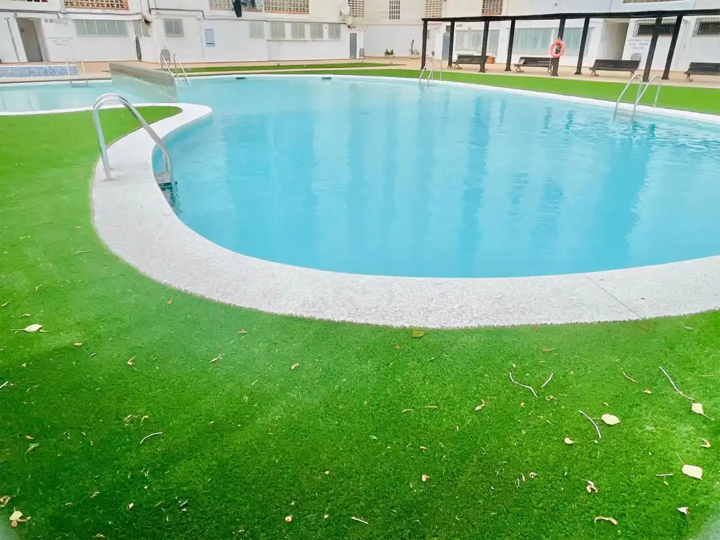 Swimming pool of Flat for rent in Gandia  with Air Conditioner, Swimming Pool and Balcony