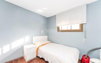 Bedroom of Flat for sale in Cornellà de Llobregat  with Air Conditioner