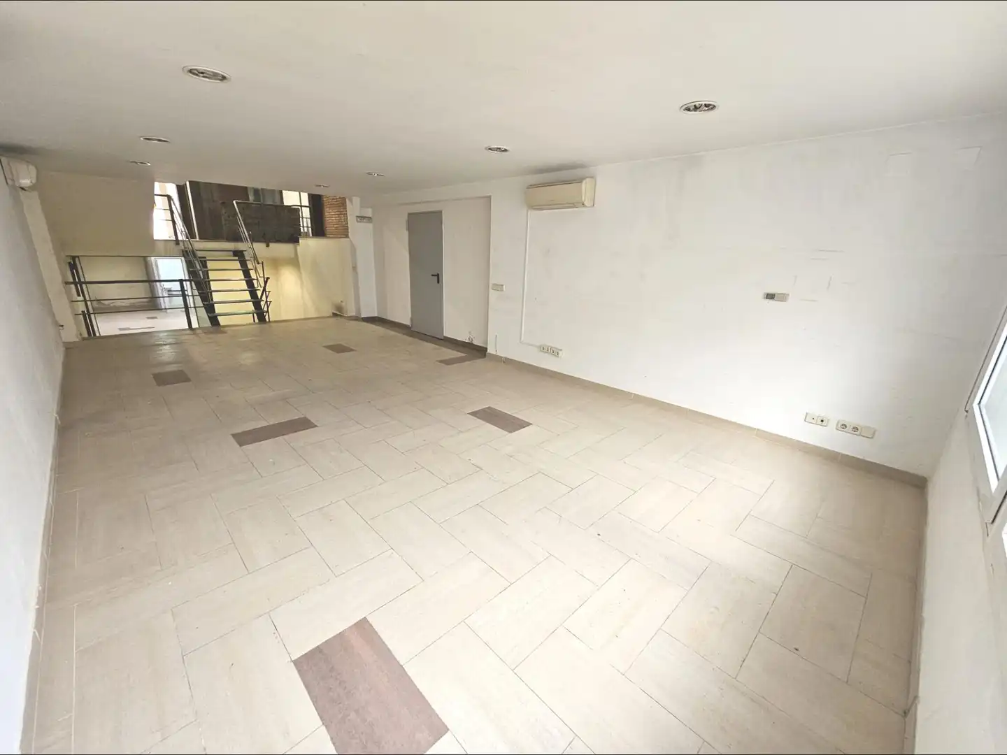 Local commercial à louer à Sant Celoni, imagen 10