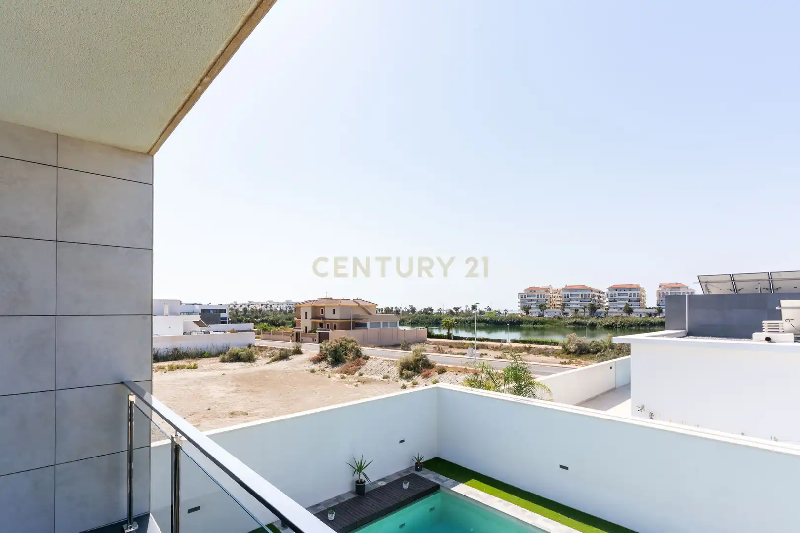 Terrassa de Casa o xalet en venda en El Ejido amb Aire condicionat, Jardí privat i Traster