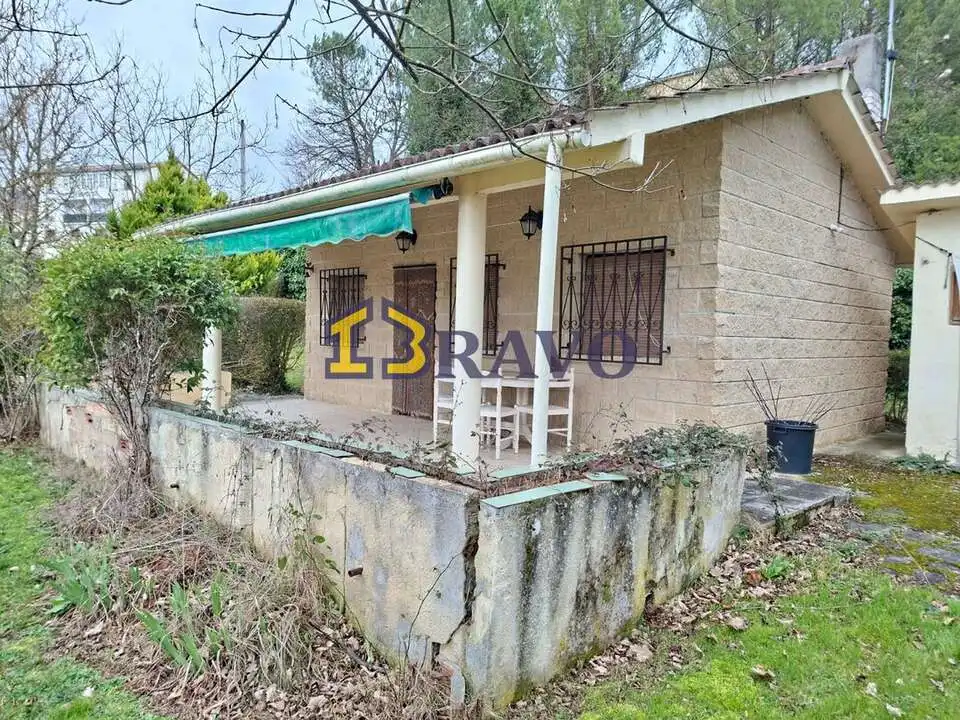 Vista exterior de Piso en venta en Villarcayo de Merindad de Castilla la Vieja con Calefacción y Amueblado