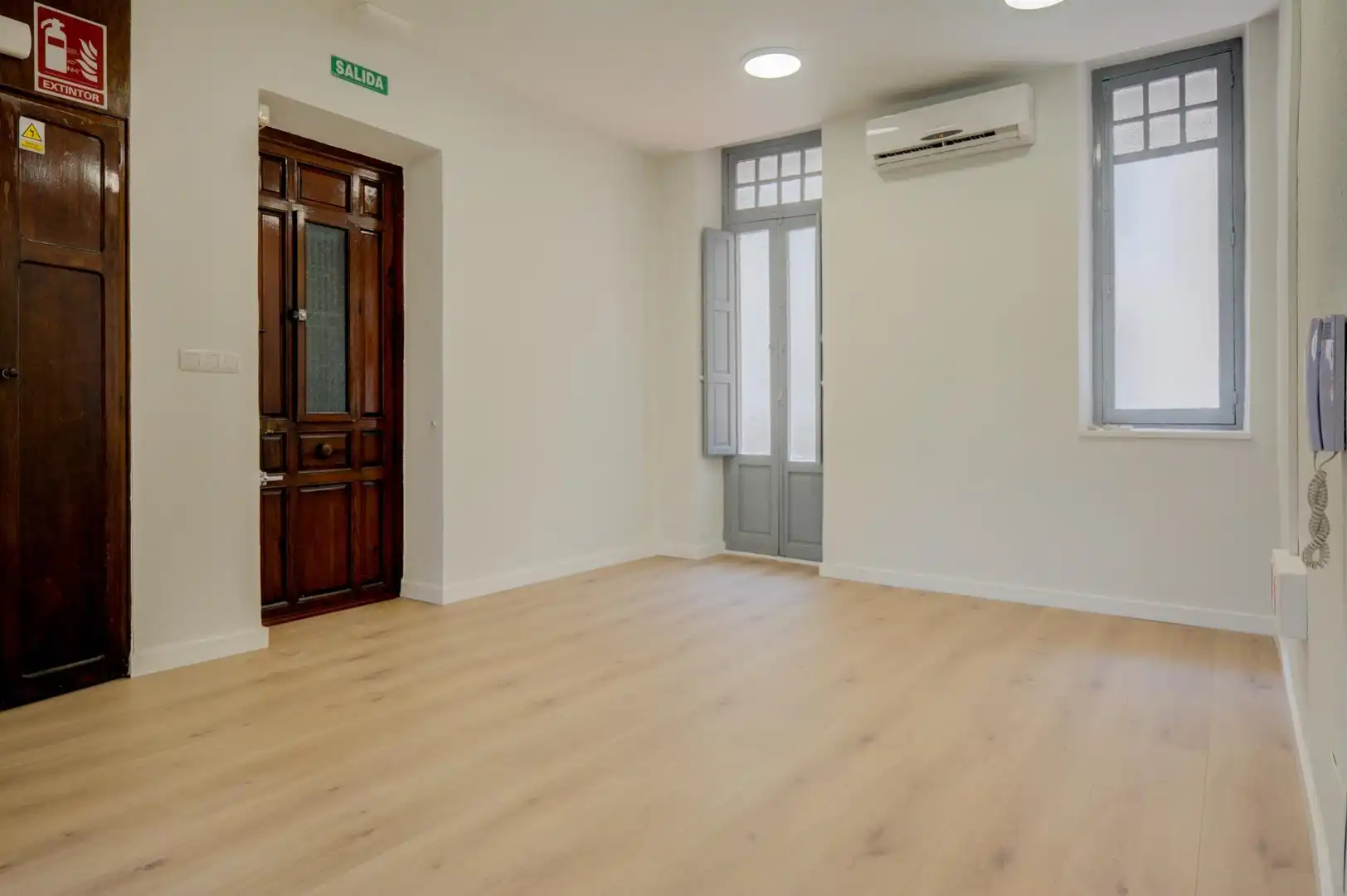 Büro zur Miete in Alicante / Alacant mit Klimaanlage und Heizung