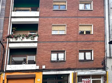 Piso en venta en VEGA LA 49