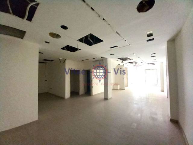 Local comercial en Venta en Calle Perez Casas en San José