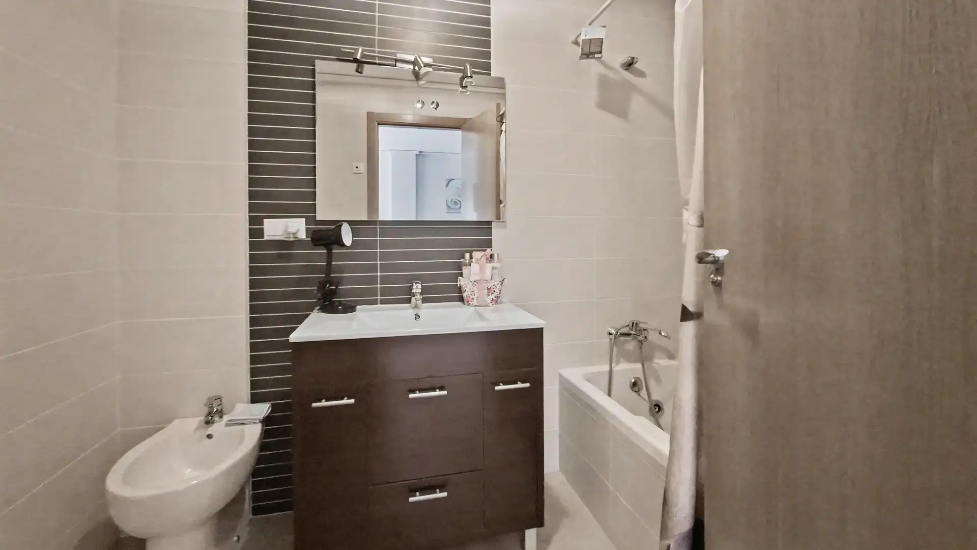 Baño de Piso en venta en Dénia con Aire acondicionado, Calefacción y Terraza