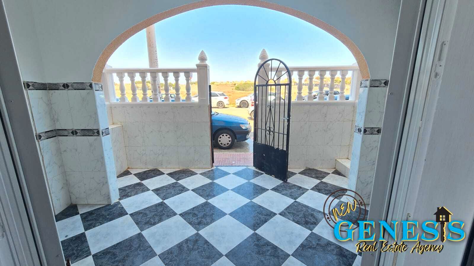 Planta baja for sale in Torrevieja  with Air Conditioner, Heating and Terrace
