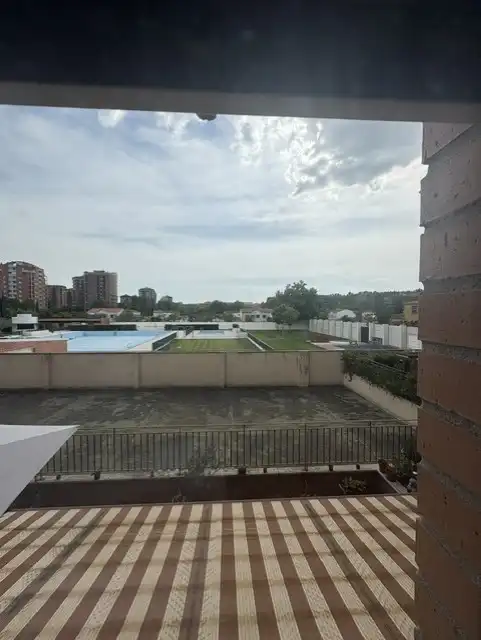 Piscina de Piso en venta en Valladolid con Calefacción, Terraza y Trastero