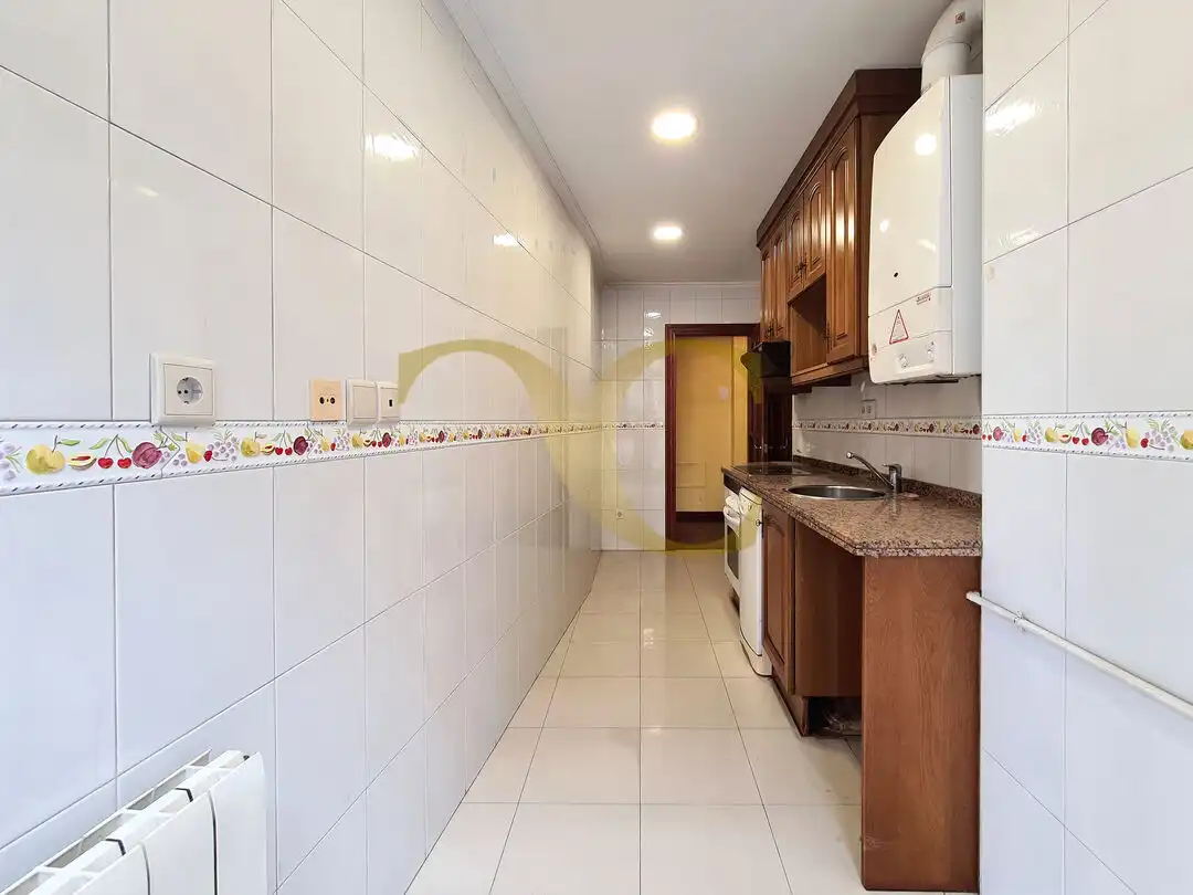 Kitchen of Flat for sale in Gijón   with Heating