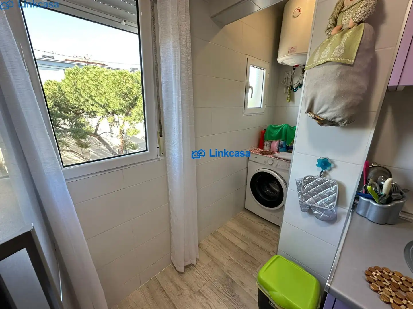 Balcony of Flat for sale in Madrid  with Air Conditioner and Heating