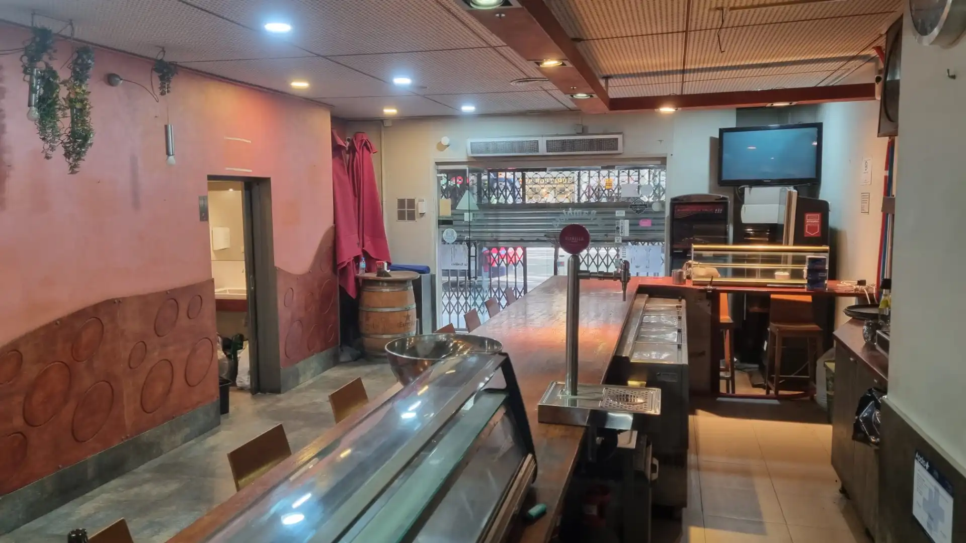 Local en traspaso en Sant Andreu