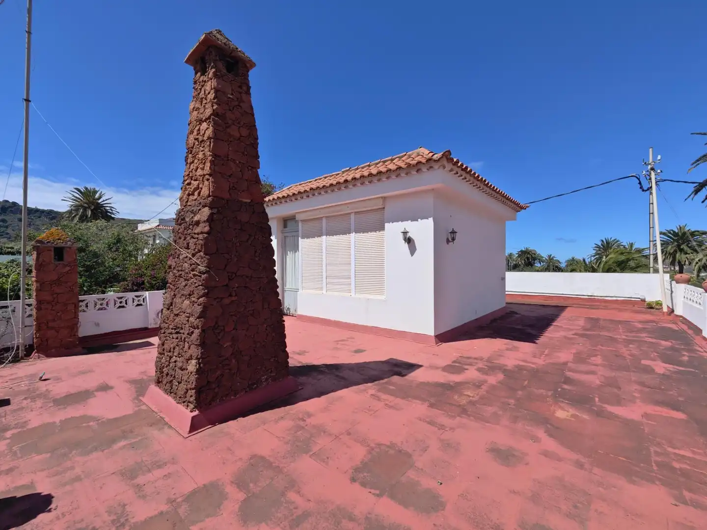 Vista exterior de Casa o xalet en venda en Santa Brígida amb Piscina comunitària
