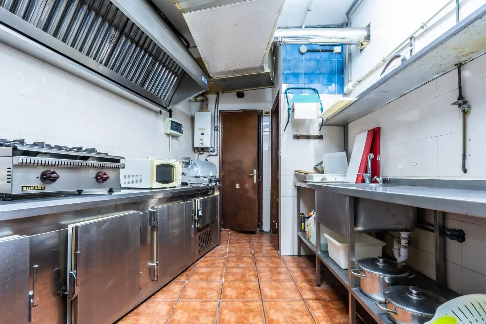 Cuina de Local en venda en Arico amb Aire condicionat i Moblat