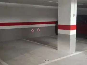 Parking of Garage for rent in Paiporta