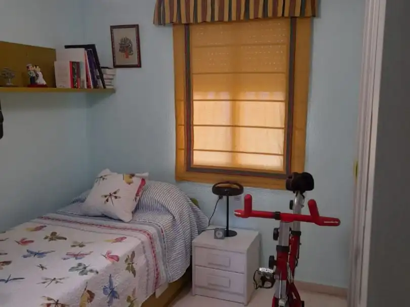 Apartament amb piscina en venda a Avenida gandhi 3, imagen 5