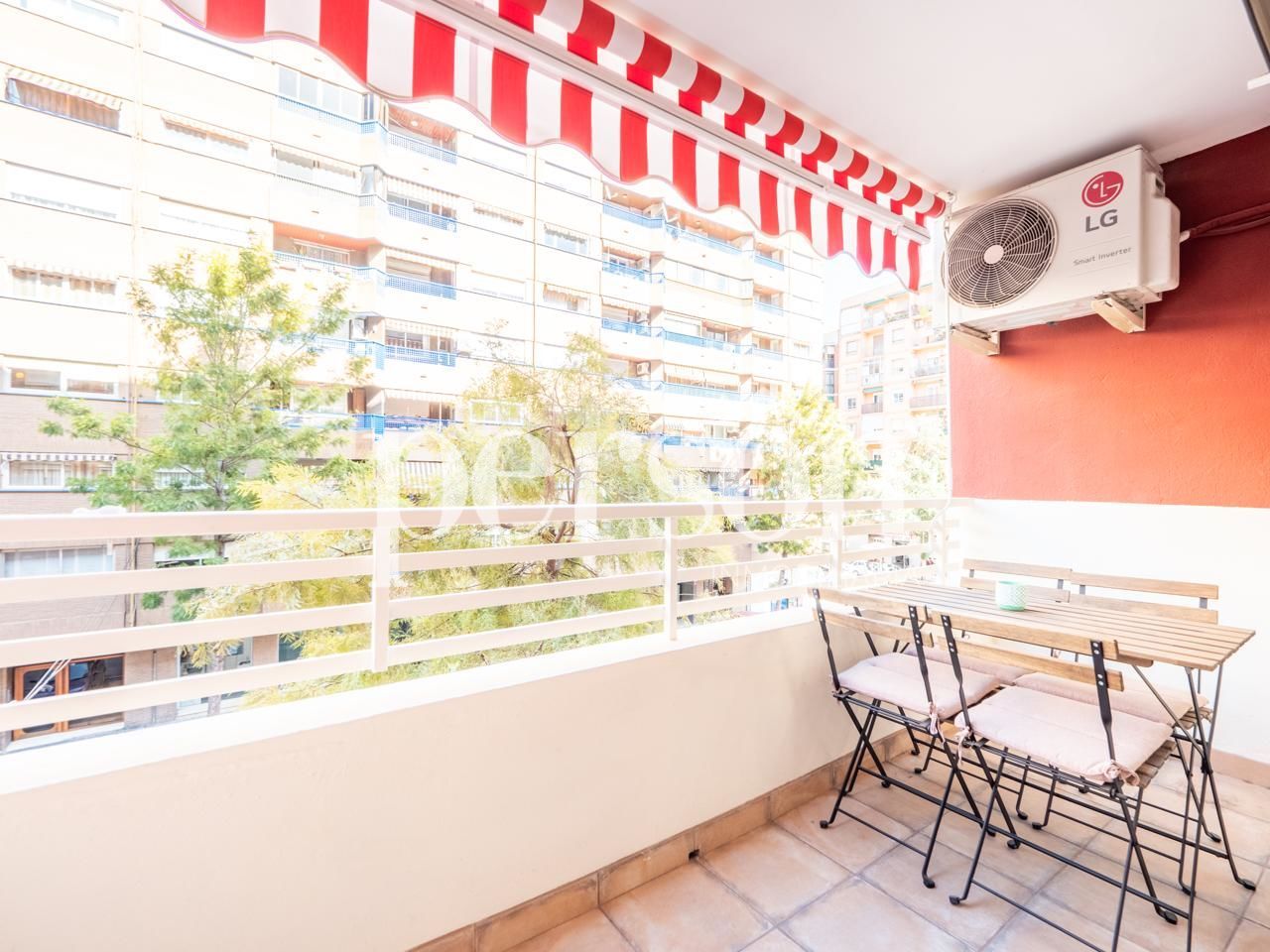 Balcony of Flat to rent in  Valencia Capital  with Air Conditioner, Heating and Parquet flooring