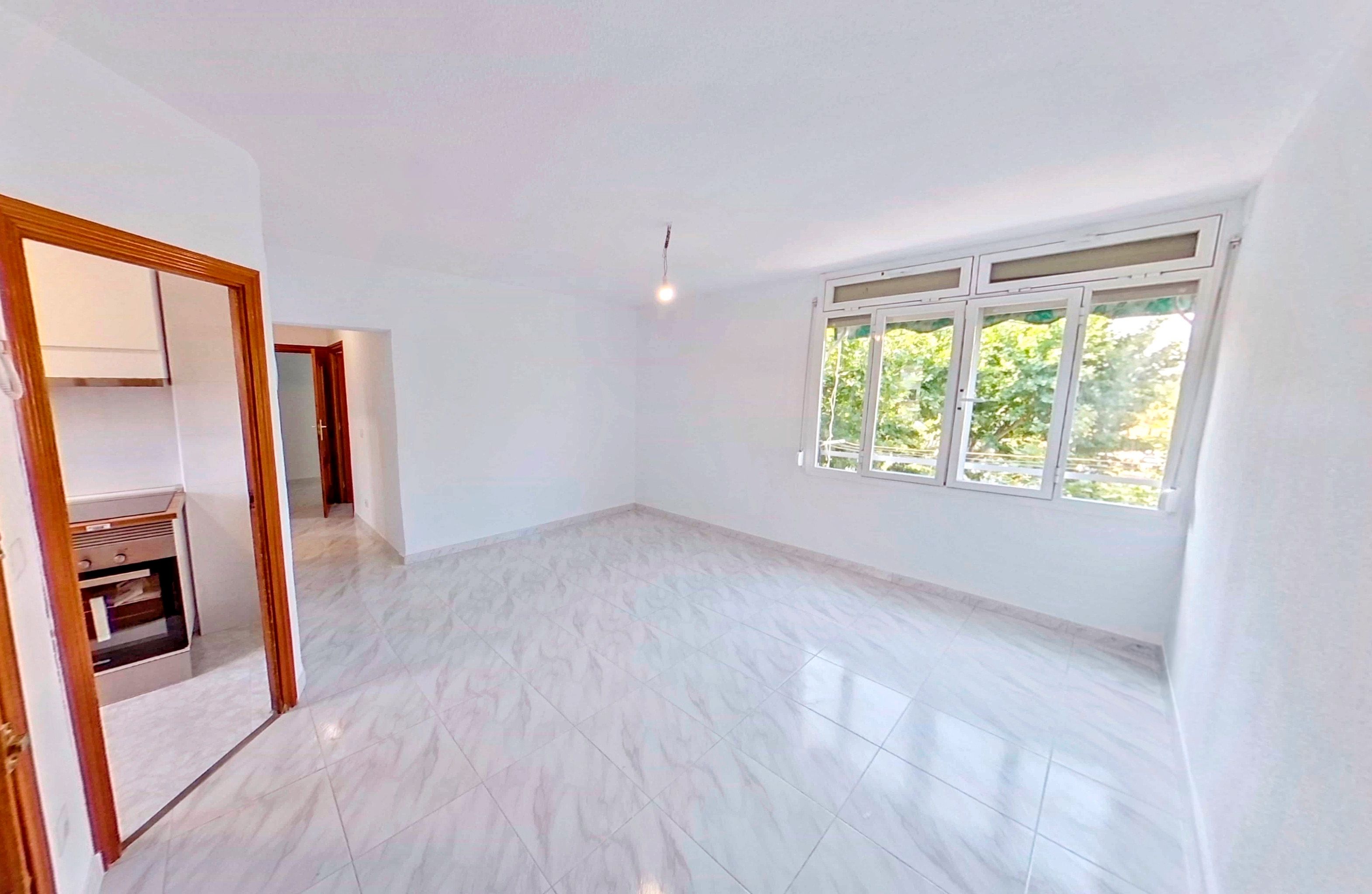 Exterior view of Flat to rent in  Madrid Capital  with Pets allowed