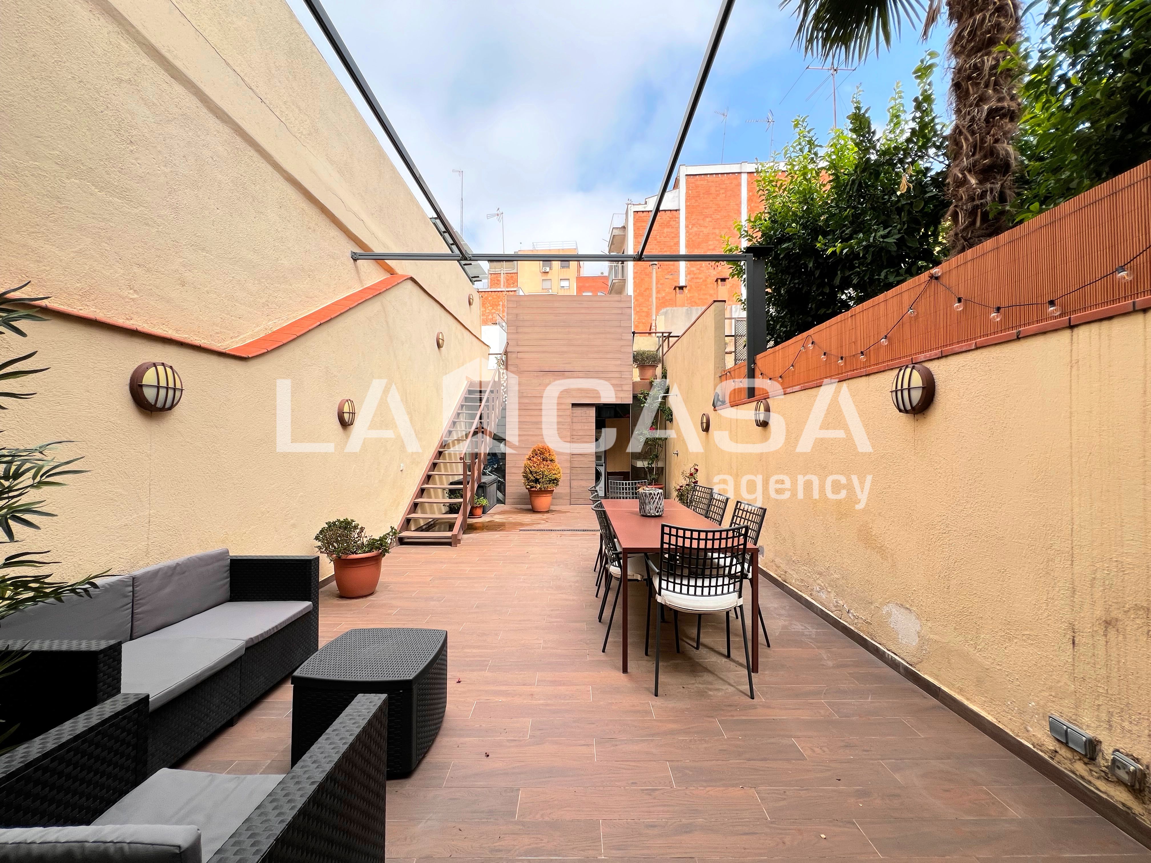 Terrassa de Casa o xalet en venda en  Barcelona Capital amb Calefacció, Terrassa i Traster