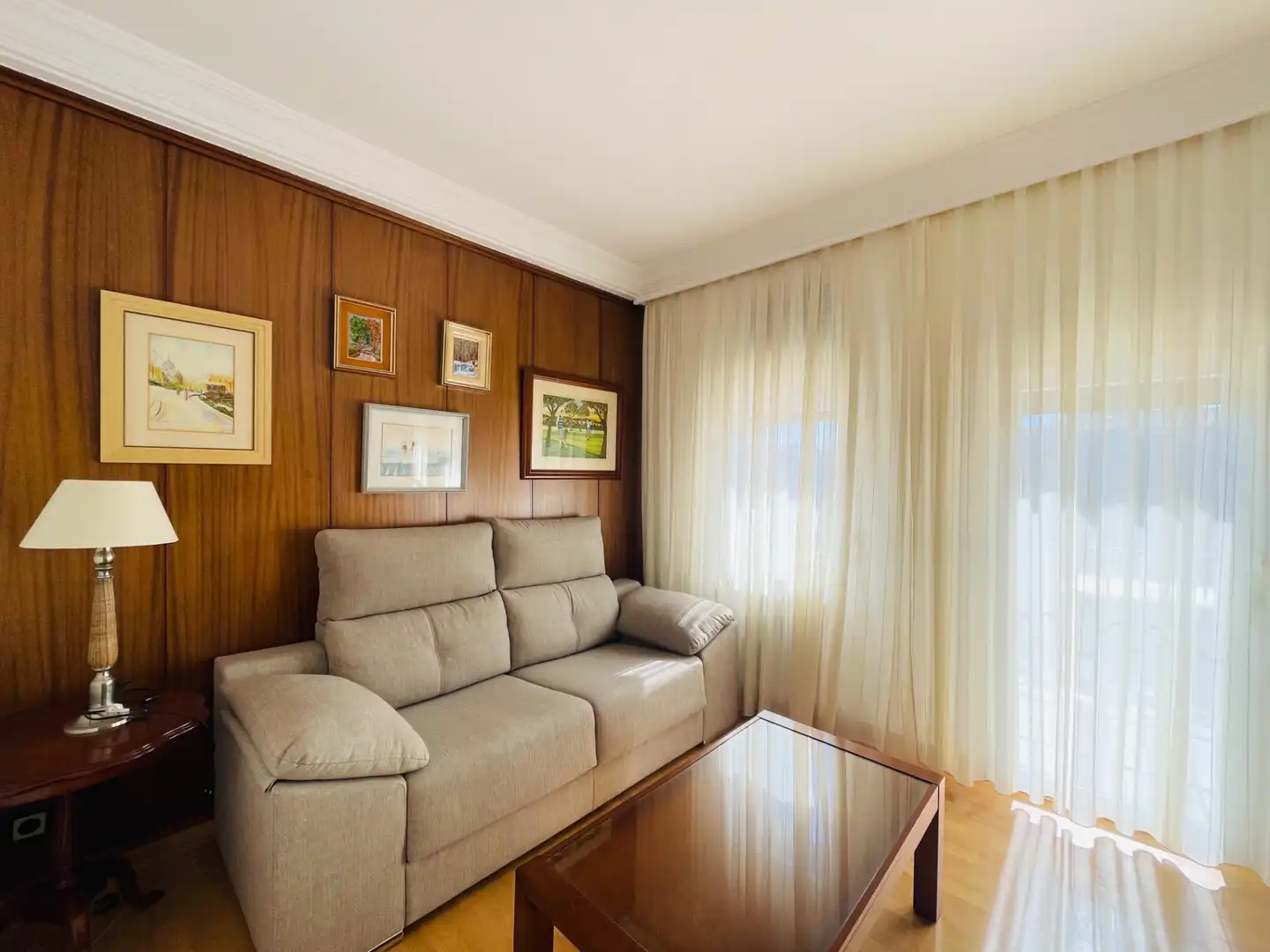 Piso en venta en Calle Cañón de Añisclo, Arrabal