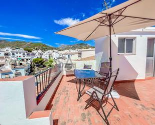 Vista exterior de Apartament de lloguer en Frigiliana amb Aire condicionat i Terrassa