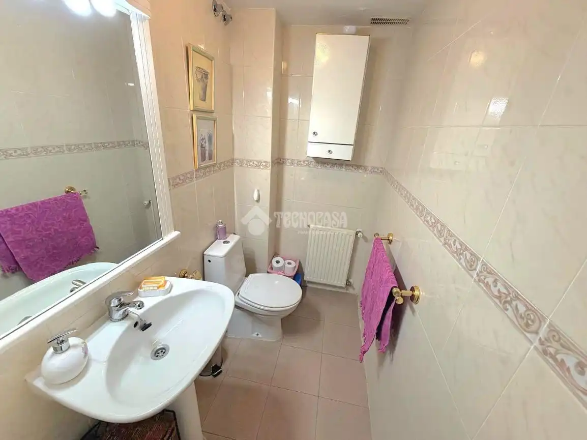 Maison jumelée avec piscine à vendre à Restón I - Restón II, imagen 9