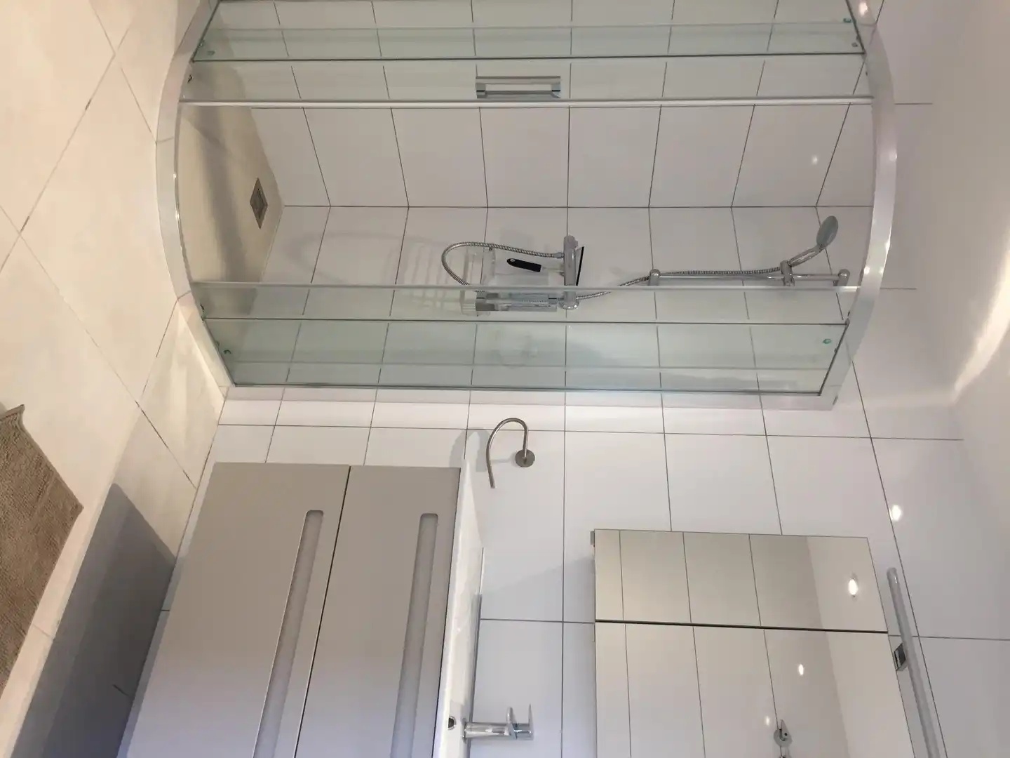 Badezimmer von Erdgeschoss zum Verkauf in L'Alfàs del Pi mit Klimaanlage, Heizung und Privatgarten
