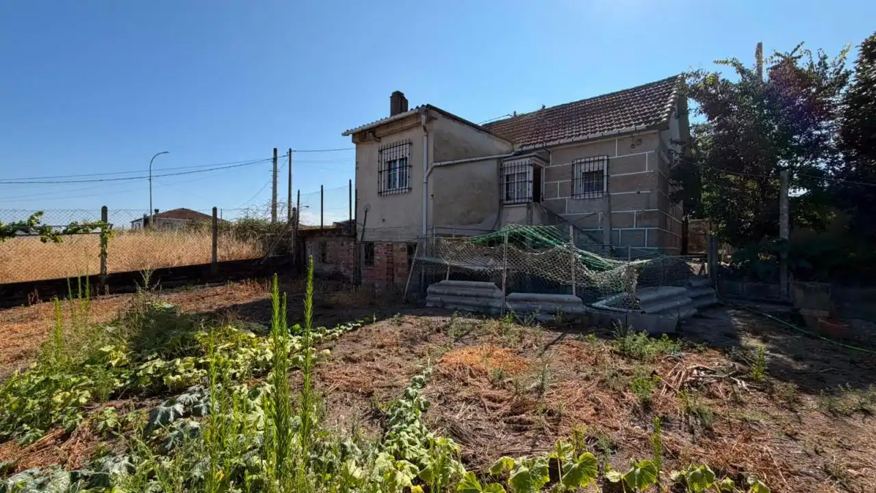 Casa o chalet en venta en Ourense Capital  con Jardín privado