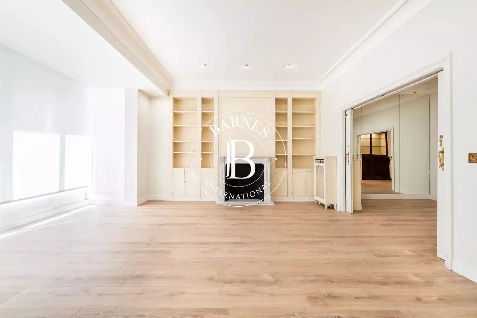 Living room of Flat for rent in Madrid  with Air Conditioner, Heating and Storage room