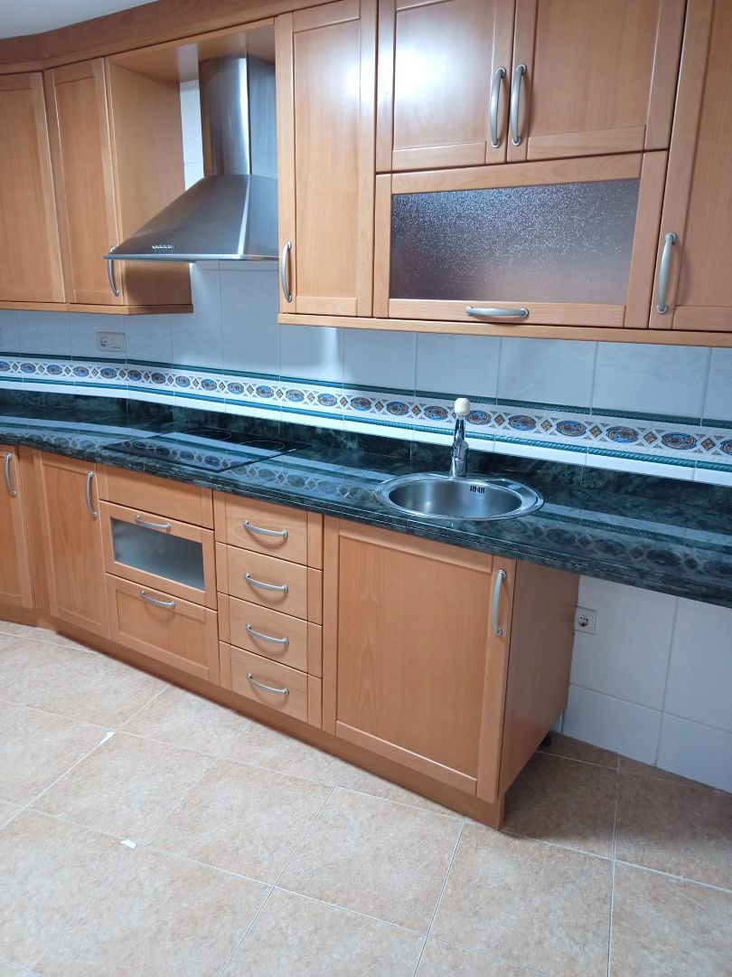 Kitchen of Duplex to rent in Elche / Elx