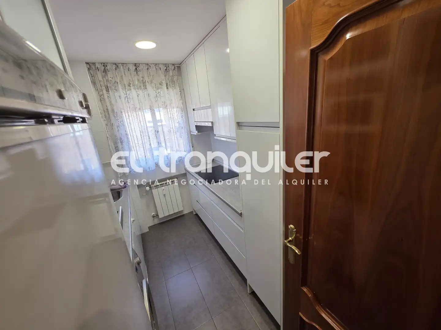 Cocina de Piso de alquiler en Madrid con Aire acondicionado, Parquet y Amueblado